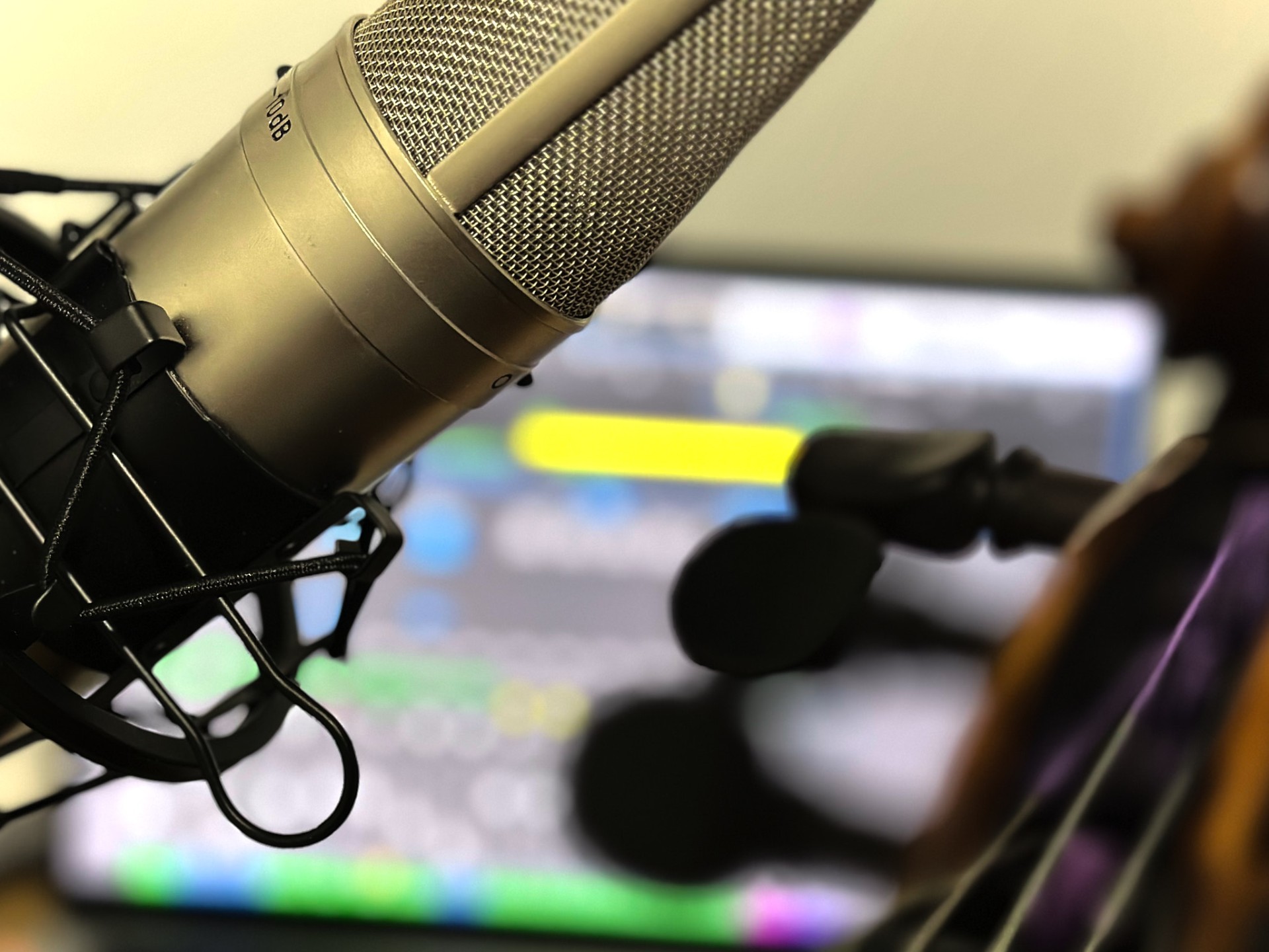 Microfono in studio di registrazione